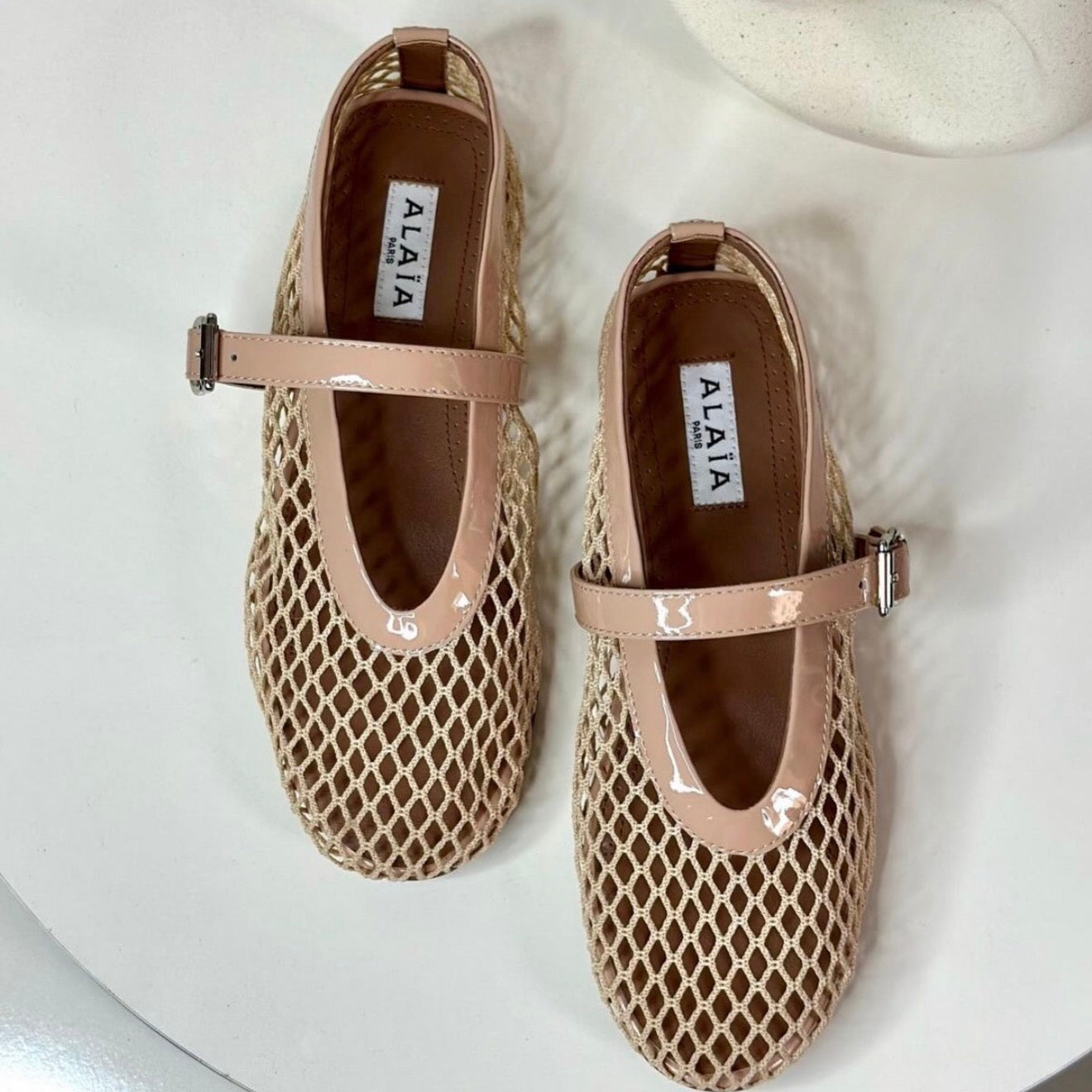 Alaï Nude Fischnetz Ballerinas