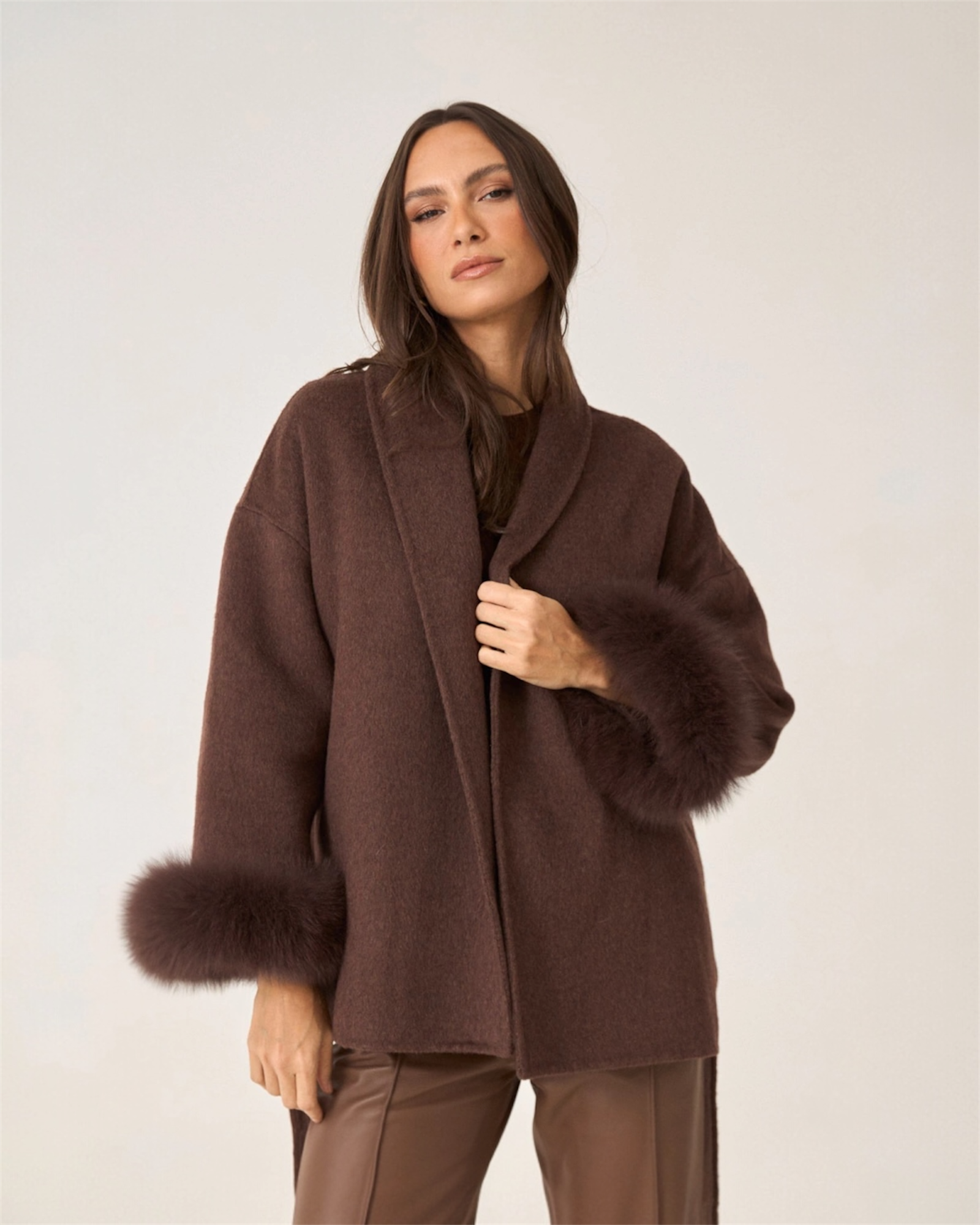 Kurzer Wollmantel mit Fellärmel - THE LUND ESPRESSO Espresso Brown