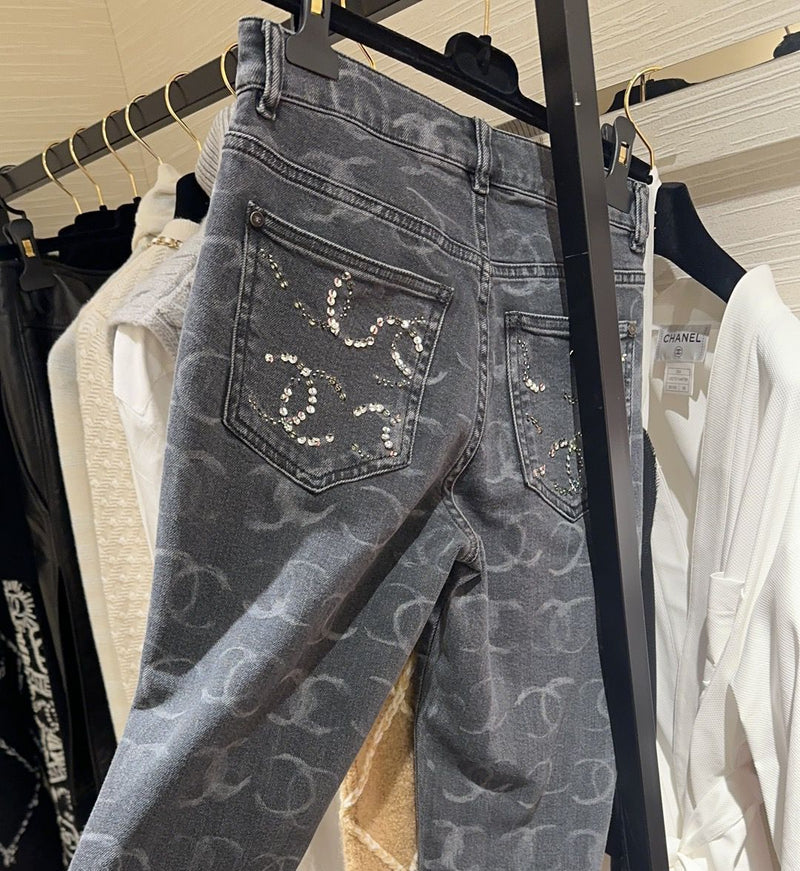 GRAU PAILLETTEN JEANS