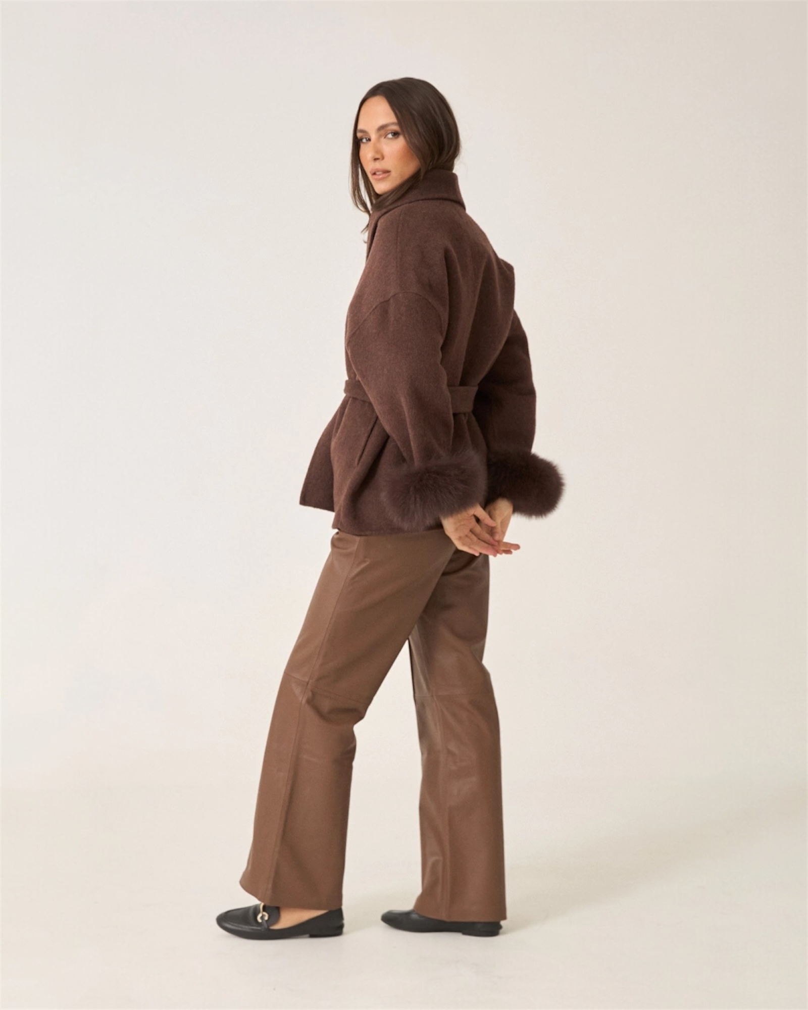 Kurzer Wollmantel mit Fellärmel - THE LUND ESPRESSO Espresso Brown