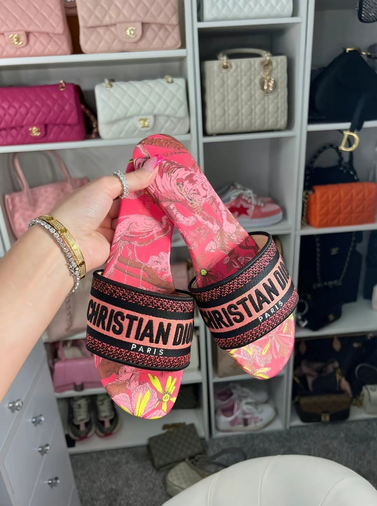 Christy Knallpink Sandalen