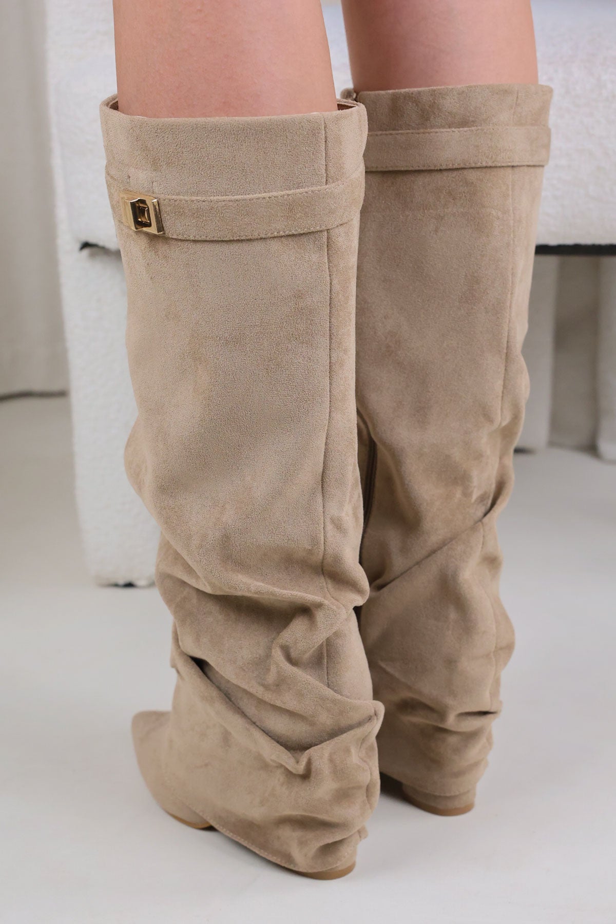 Shark Boots Slouch- Champagne Beige