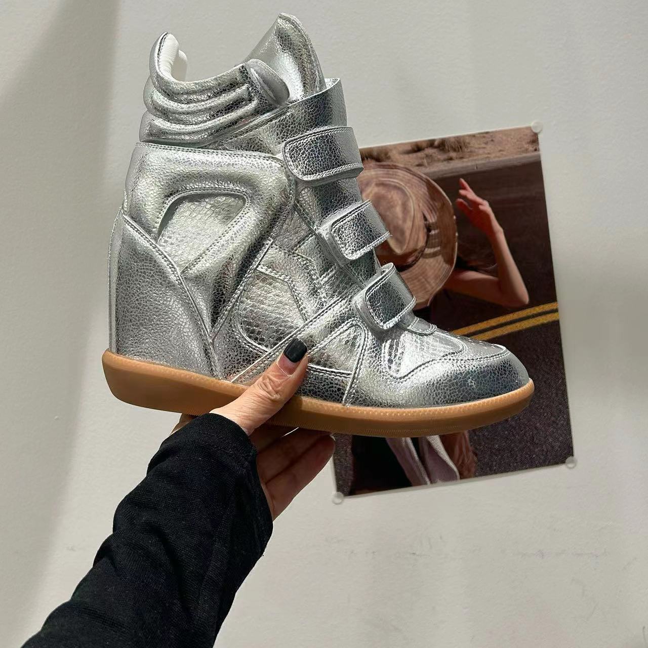 Sneaker Silver