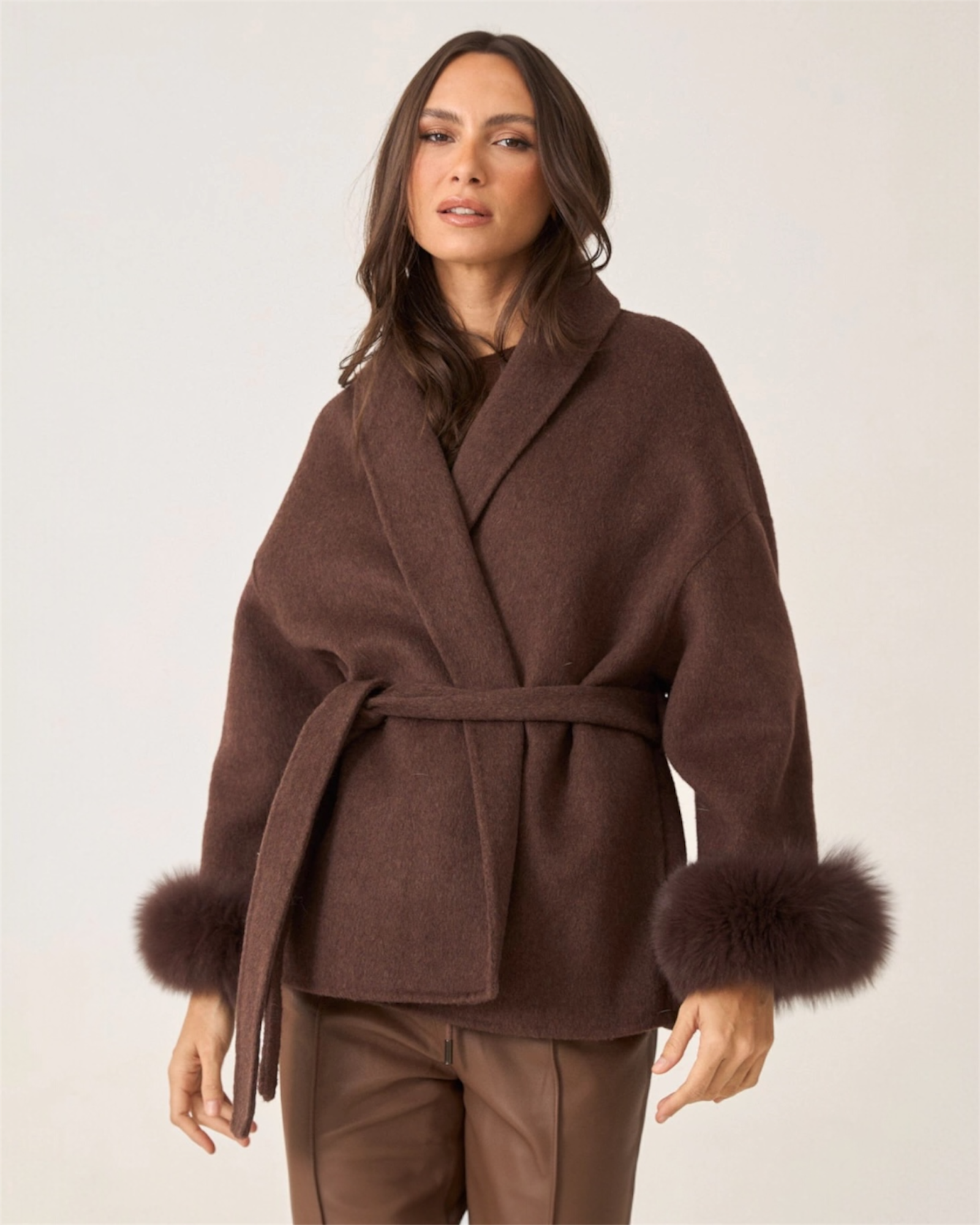 Kurzer Wollmantel mit Fellärmel -  THE LUND ESPRESSO Espresso Brown