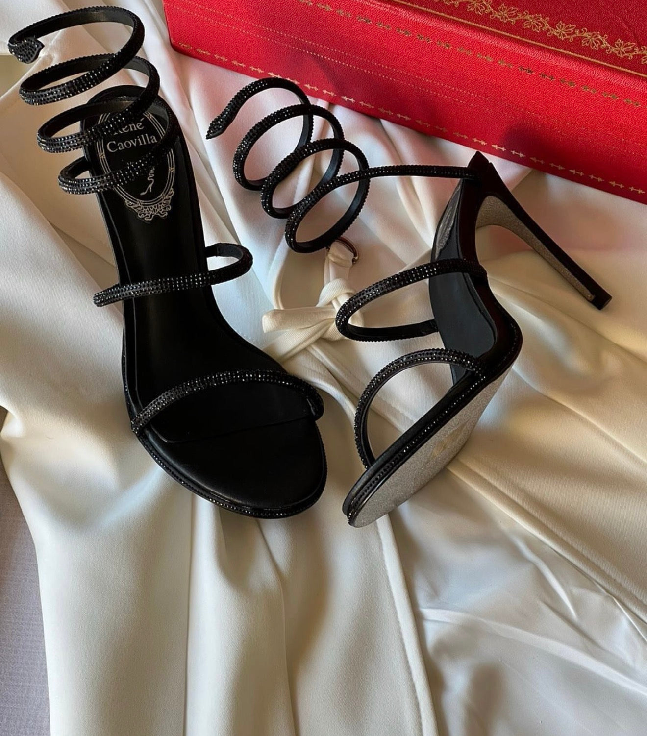 RENE C HIGH HEELS SCHWARZ RIEMEN