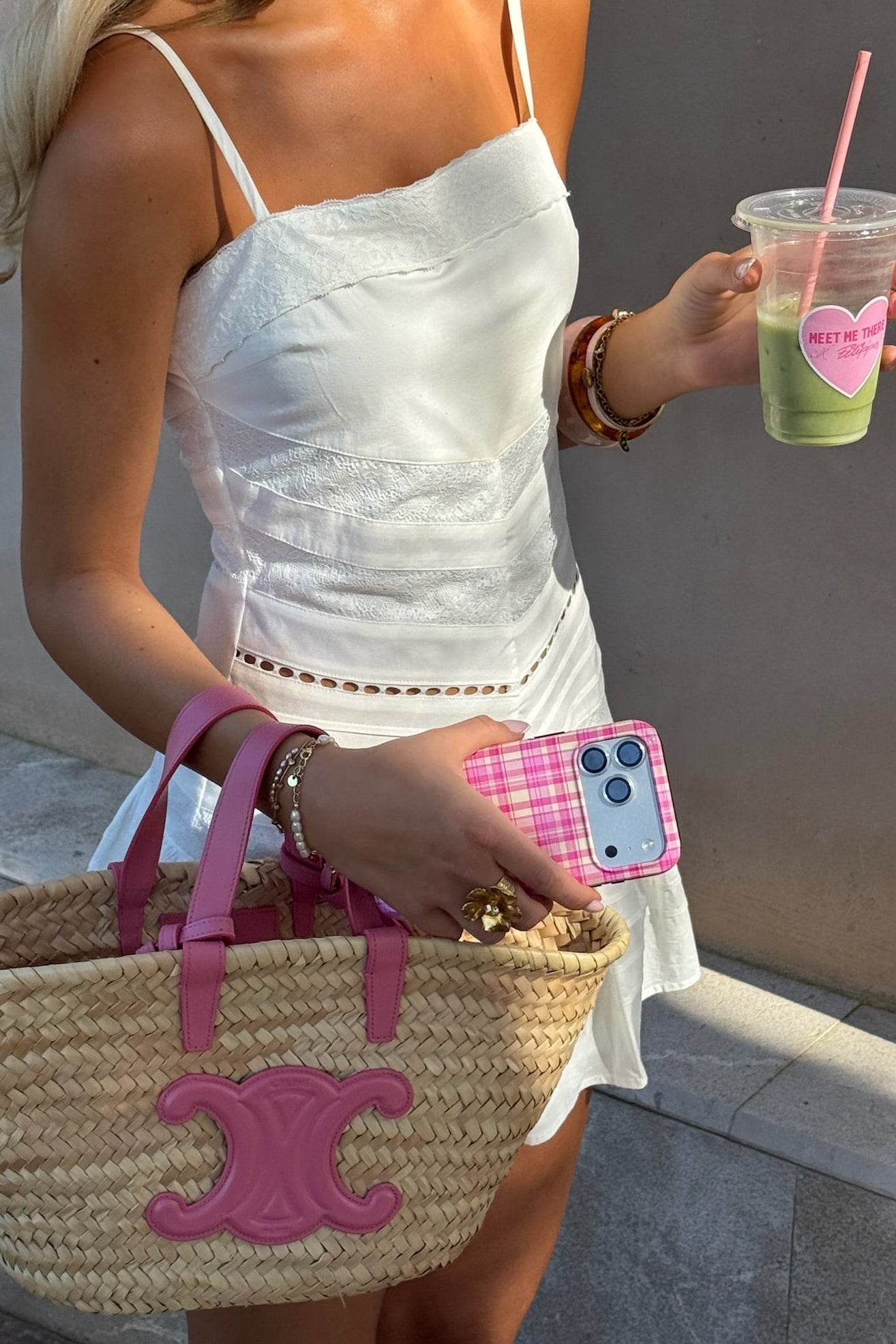 "True lace" weißes Kleid