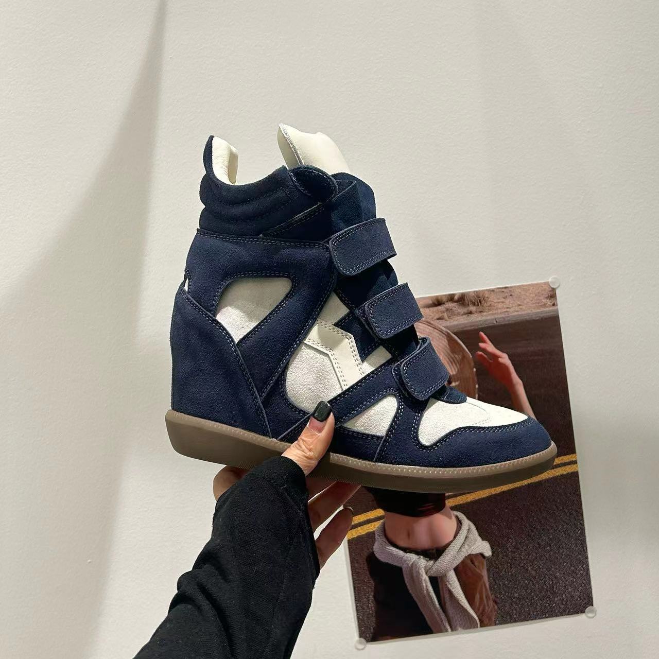 Sneaker Blue & White